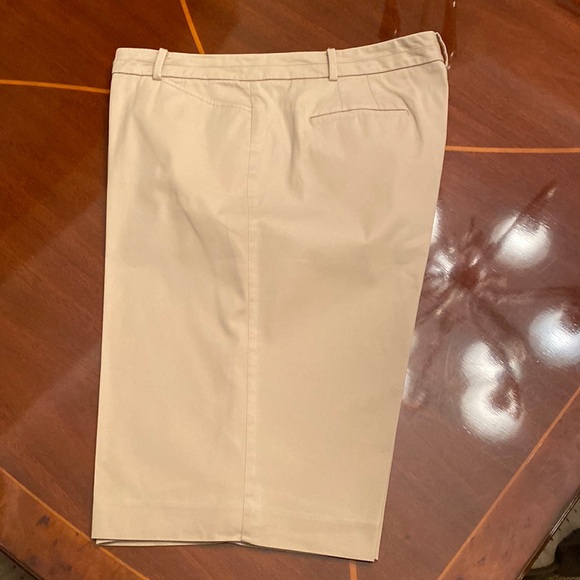 Talbots 13 inch shorts - Picture 1 of 9